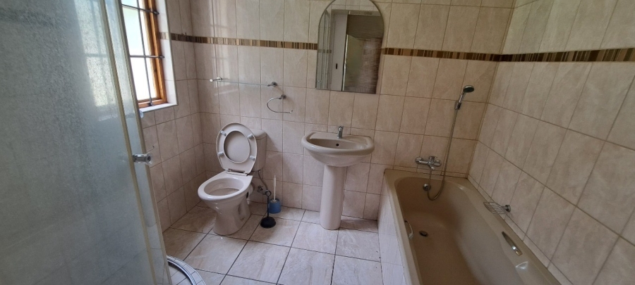 4 Bedroom Property for Sale in Die Bult North West